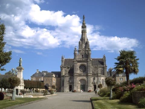 Élagueur Sainte-Anne-d'Auray