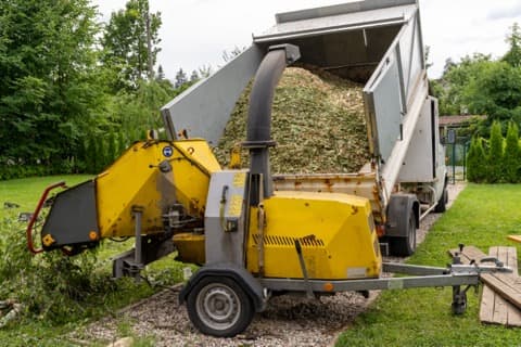 Broyage des branches et élimination des déchets verts Moréac